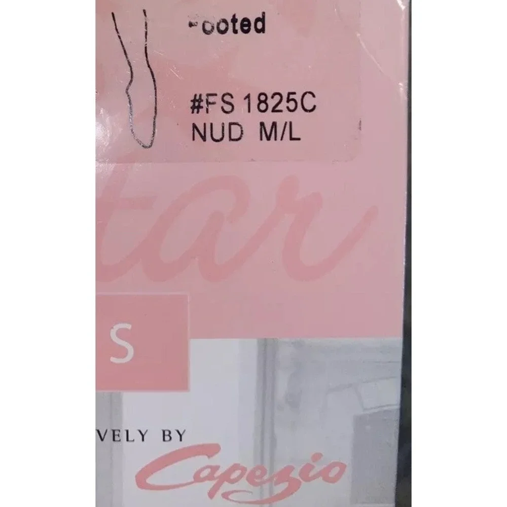 New STUDIO BASICS Capezio Nude Footed Tights FS1825C Dance Sz Medium Large Child